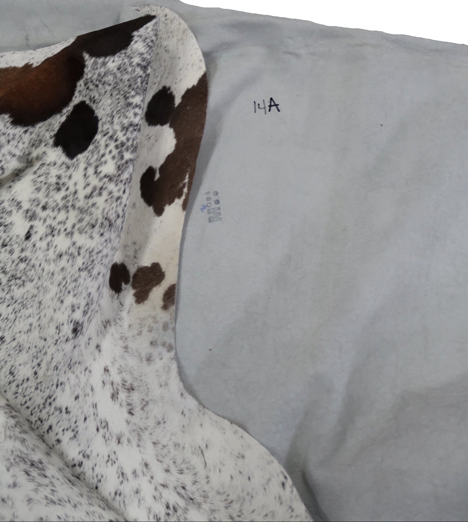 14A: Luxury Genuine Natural Cowhide Rug
