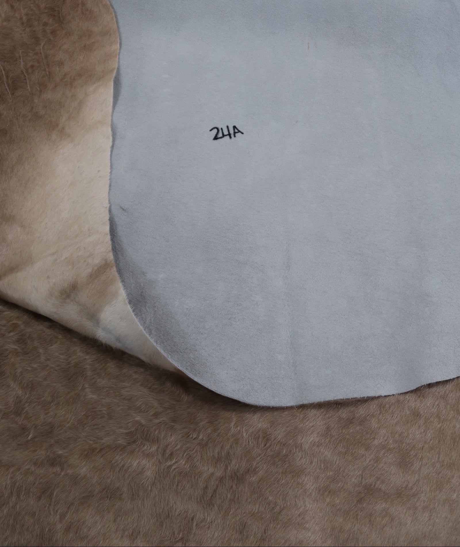 24A: Luxury Genuine Natural Cowhide Rug