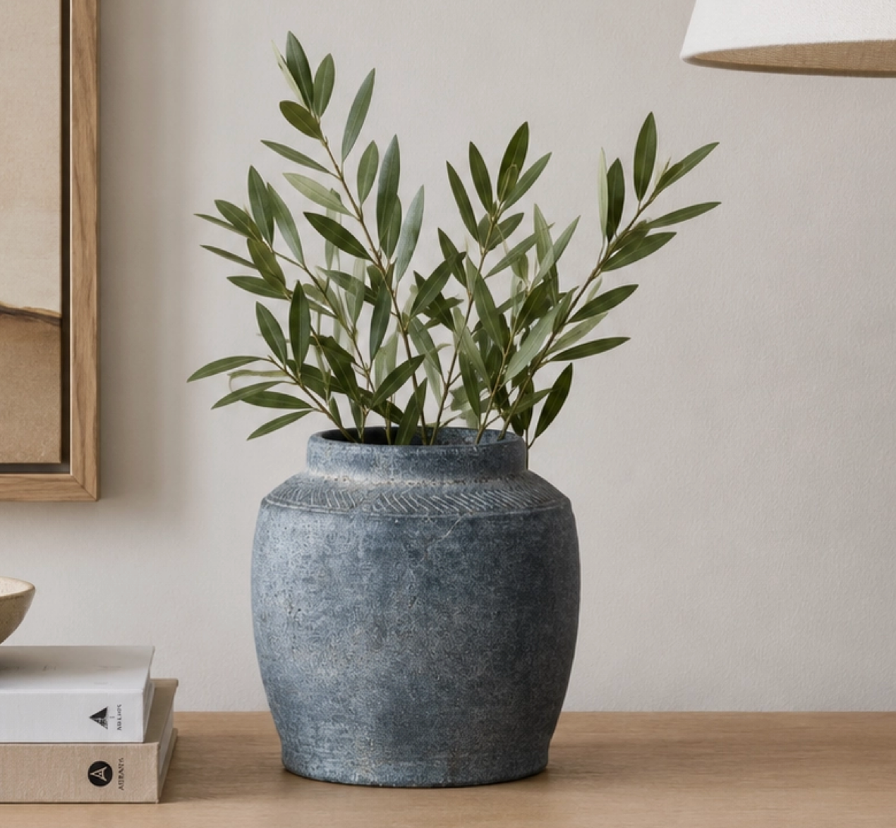 Herringbone Collar Charcoal Vase