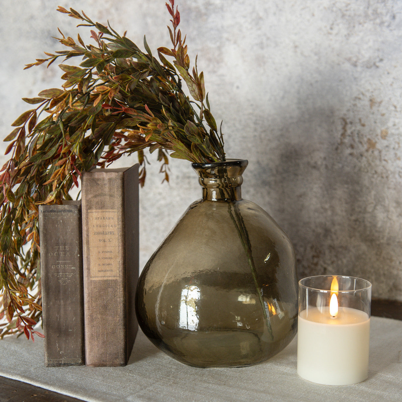 Flowing Glass Vase - 2 Sizes