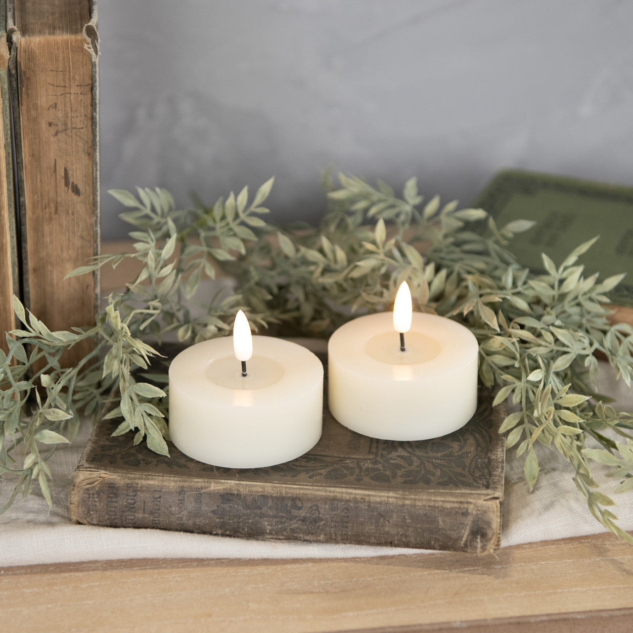 Melting Oversized 3D Flame Tealight Candles - Set of 2