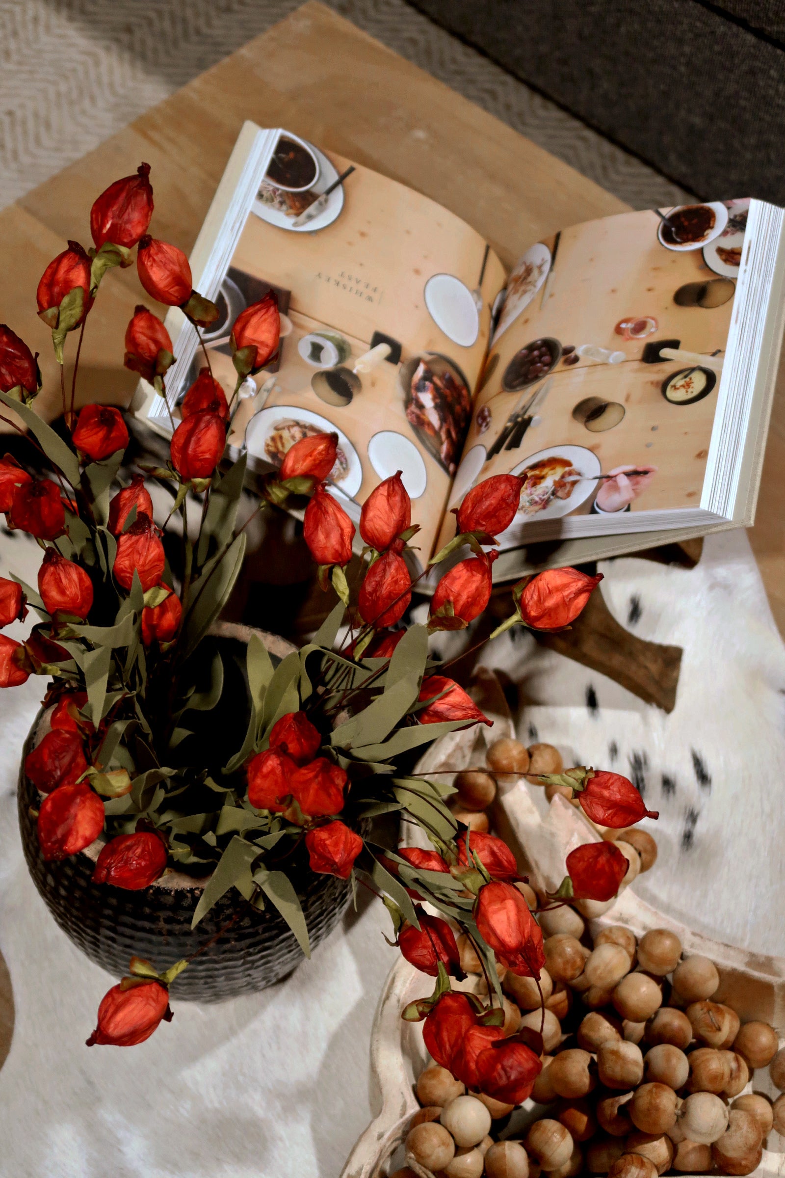 Simple Pattern Black Terracotta Planter