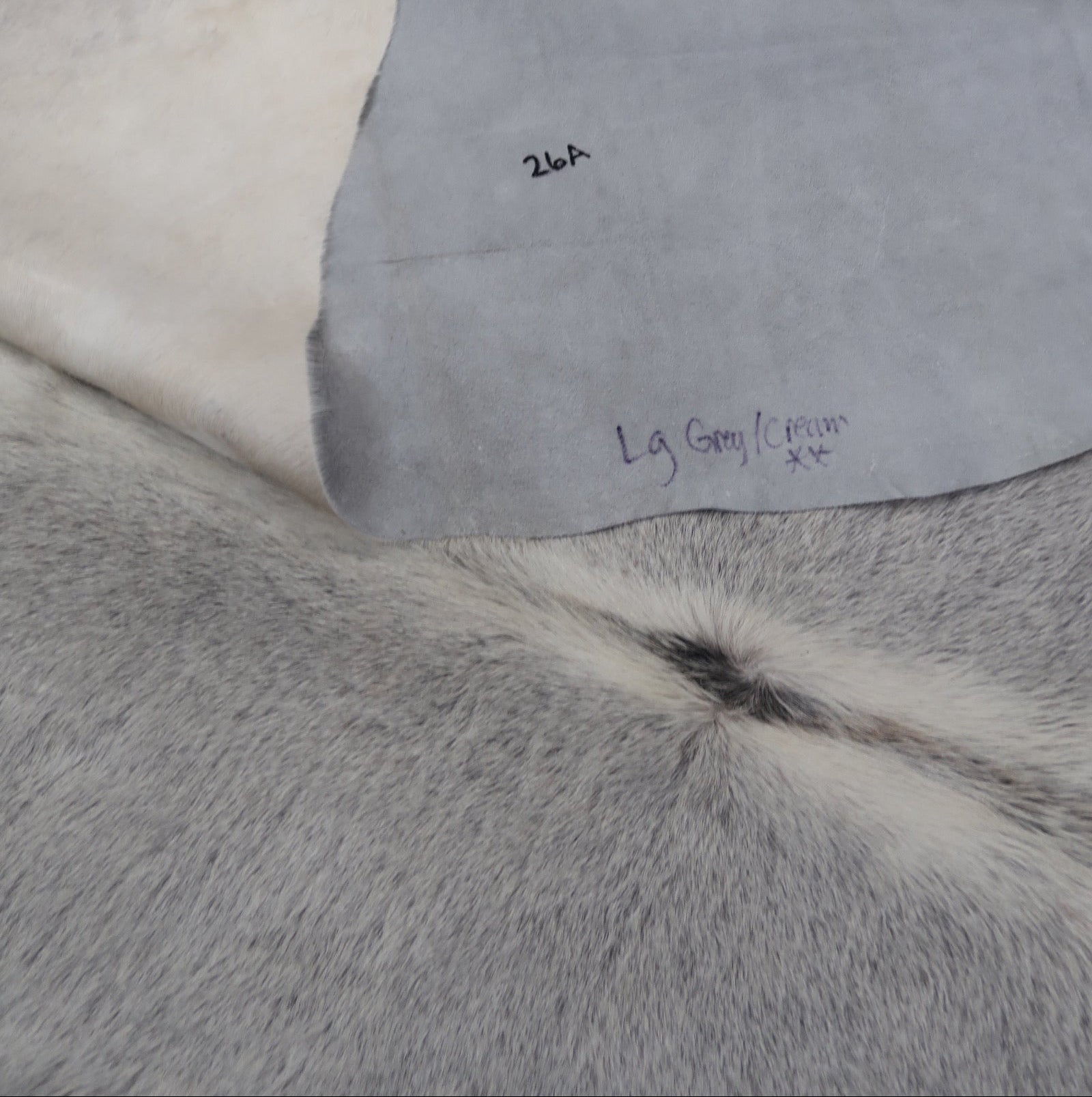 26A: Luxury Genuine Natural Cowhide Rug