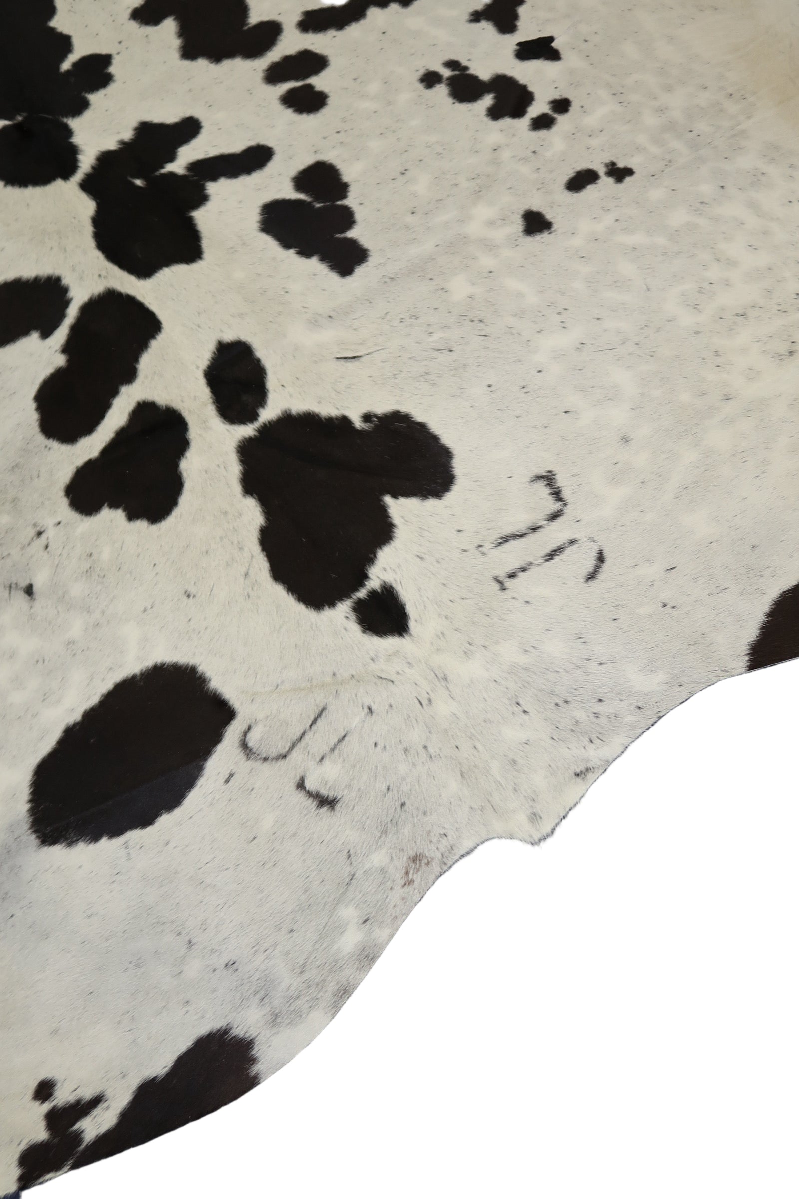 28C: Genuine Natural Cowhide Rug