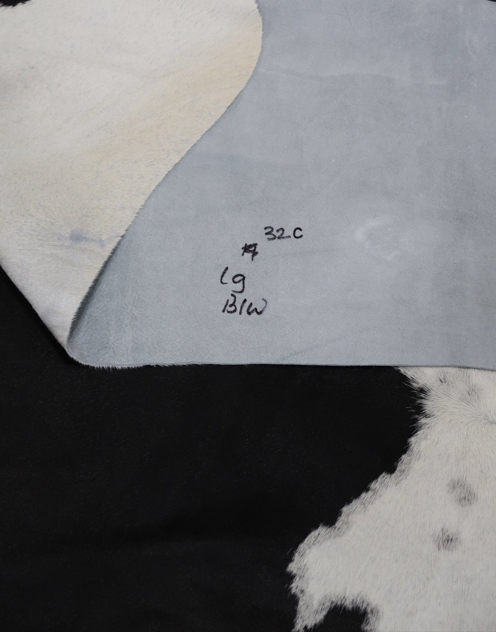 32C: Genuine Natural Cowhide Rug