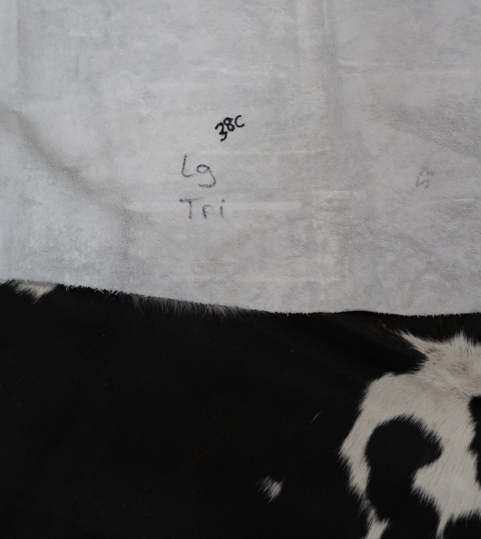 38C: Luxury Genuine Natural Cowhide Rug