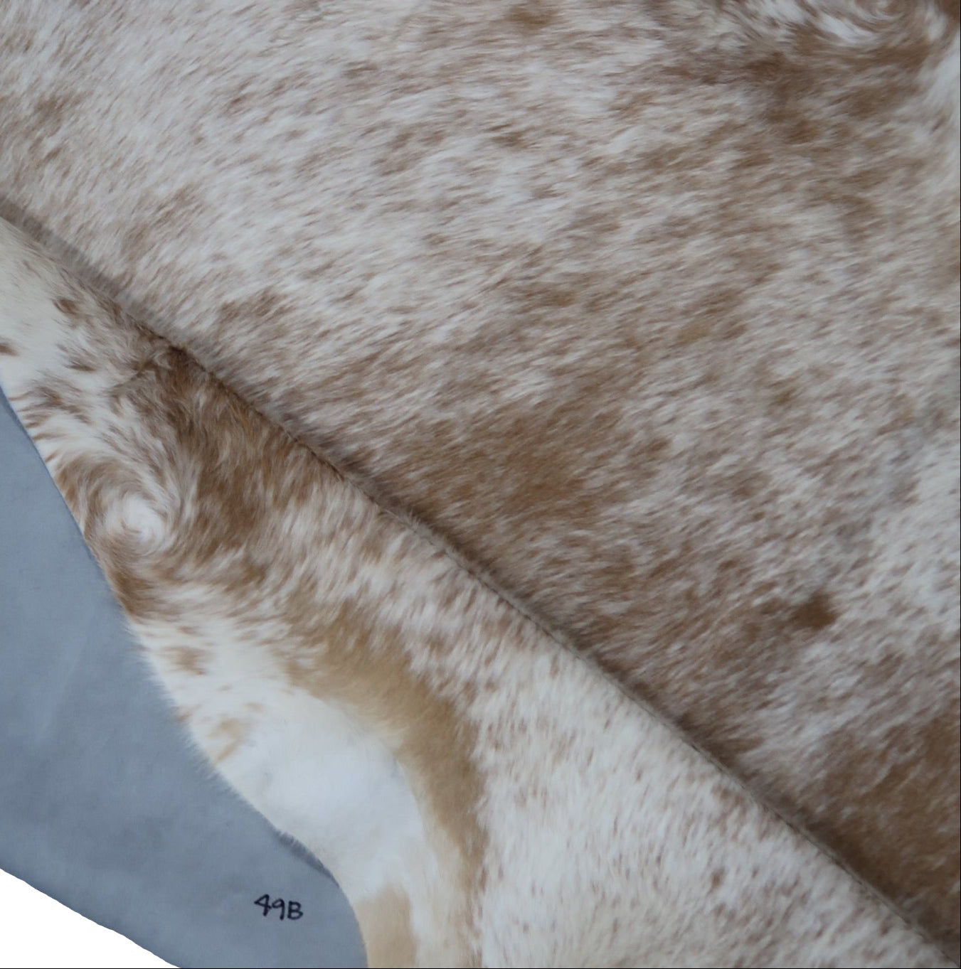 49B: Luxury Genuine Natural Cowhide Rug