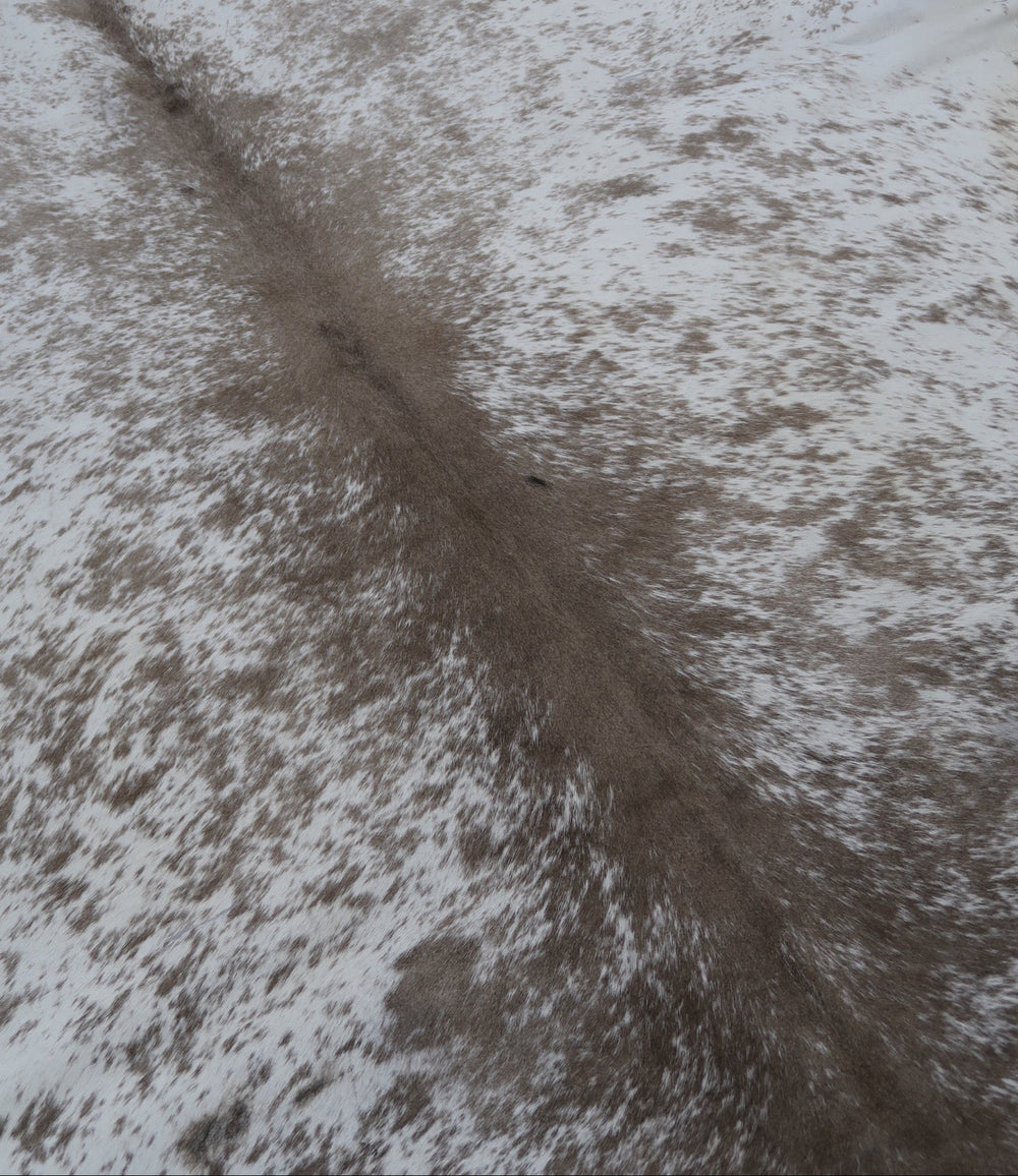 81B: Luxury Genuine Natural Cowhide Rug
