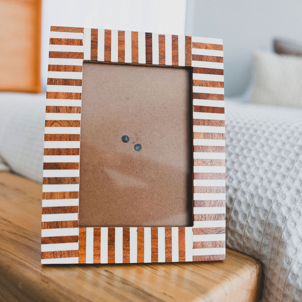 Handcrafted Striped Wooden Frame - 2 Colors & 2 Sizes