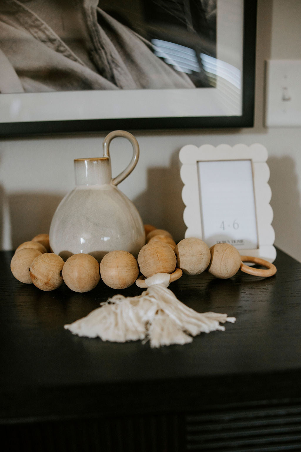 White Scalloped Photo Frame