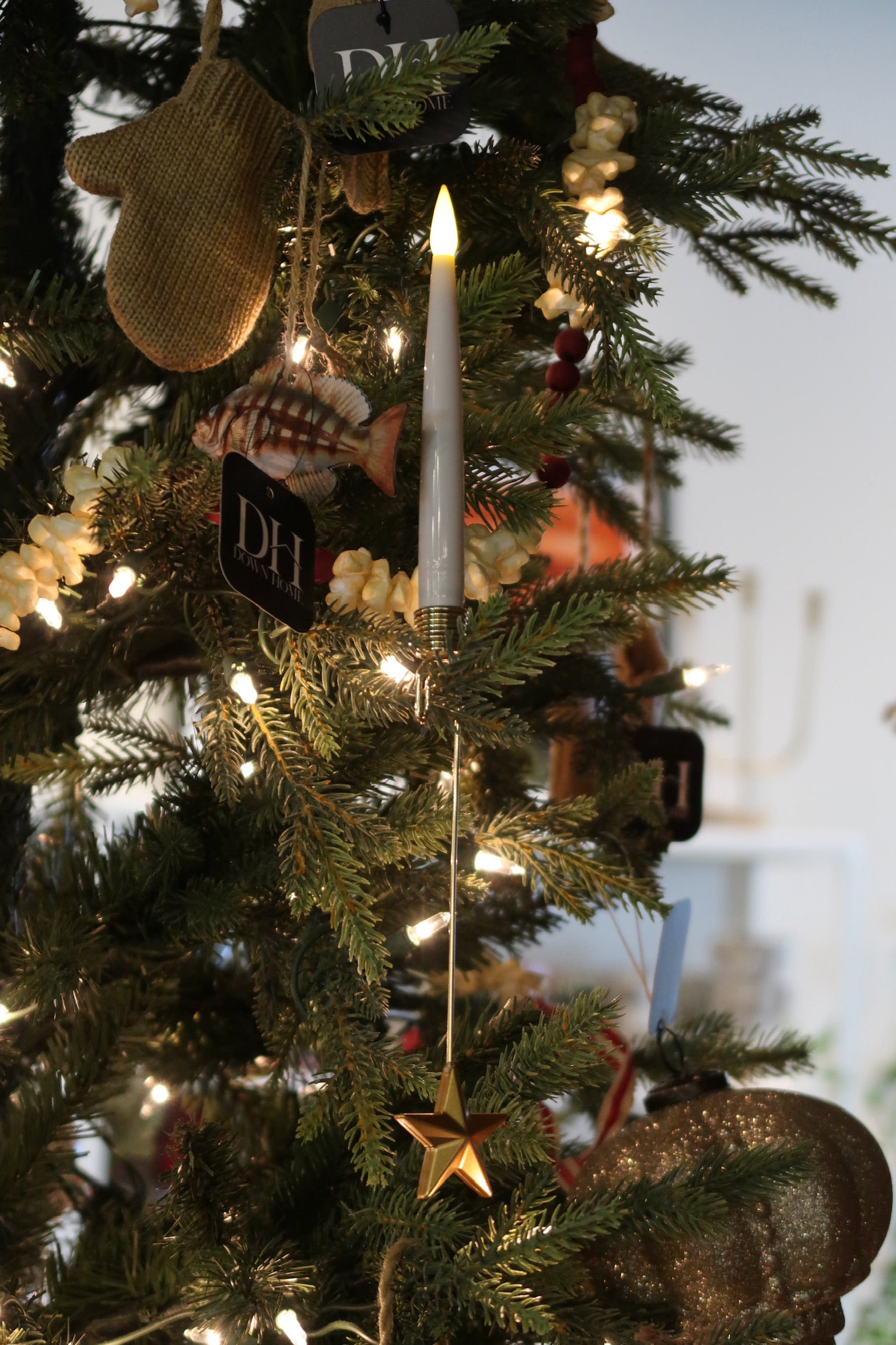 LED Candles w/Star Hanging Ornament