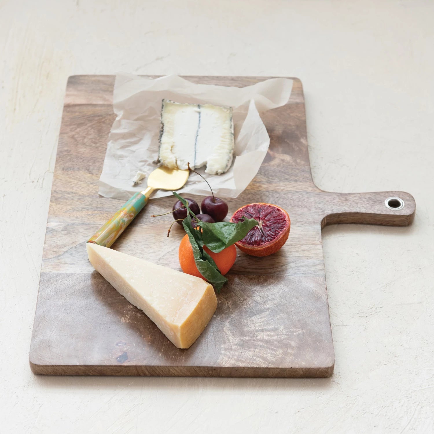 Oblong Mango Wood Serving Board w/Handle