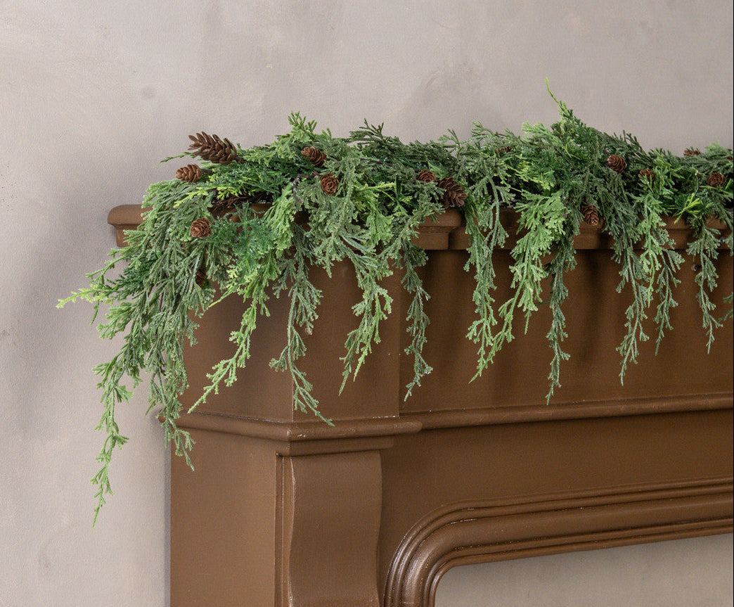Cedar & Mini Pinecones Garland