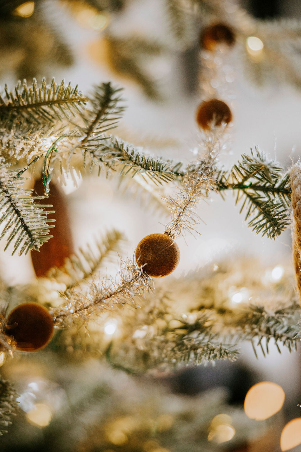 Flocked Ball Garland - 2 Sizes