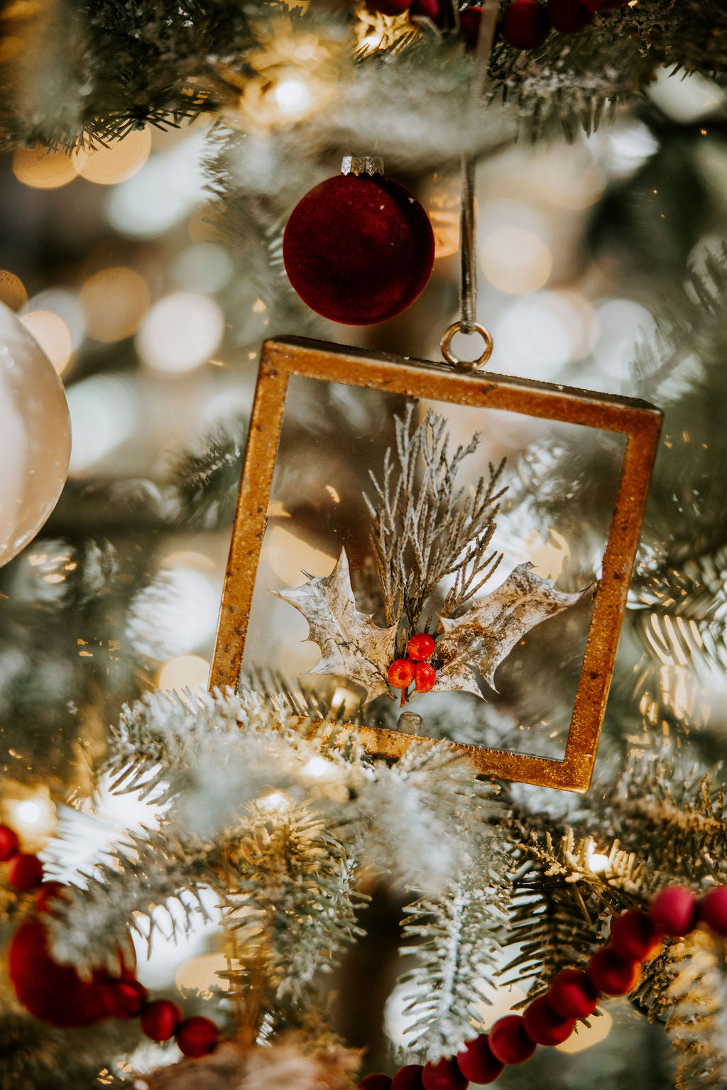 Pressed Holiday Floral Ornament - 3 Styles