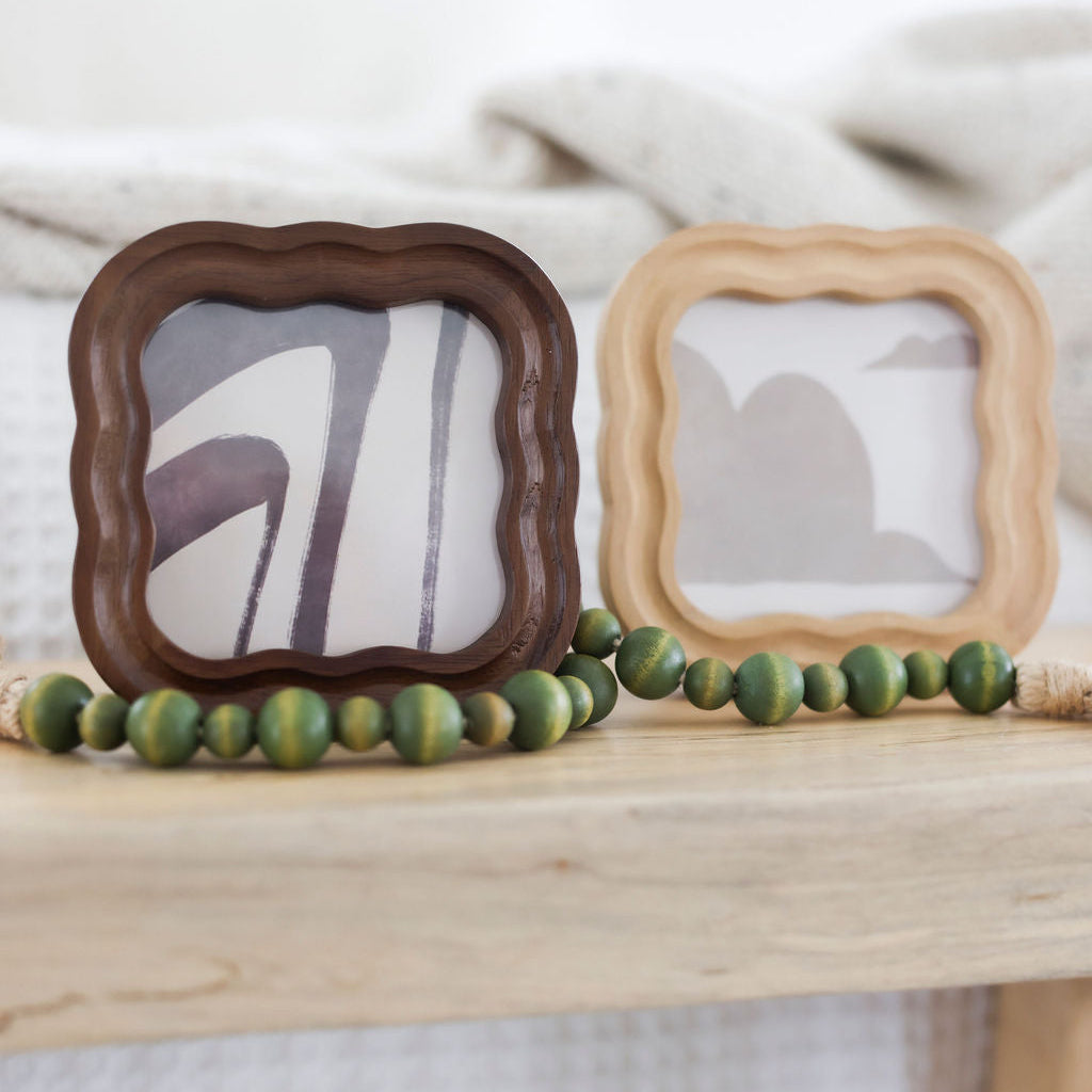 Mini Grooved Scalloped Wood Photo Frame - 2 Colors