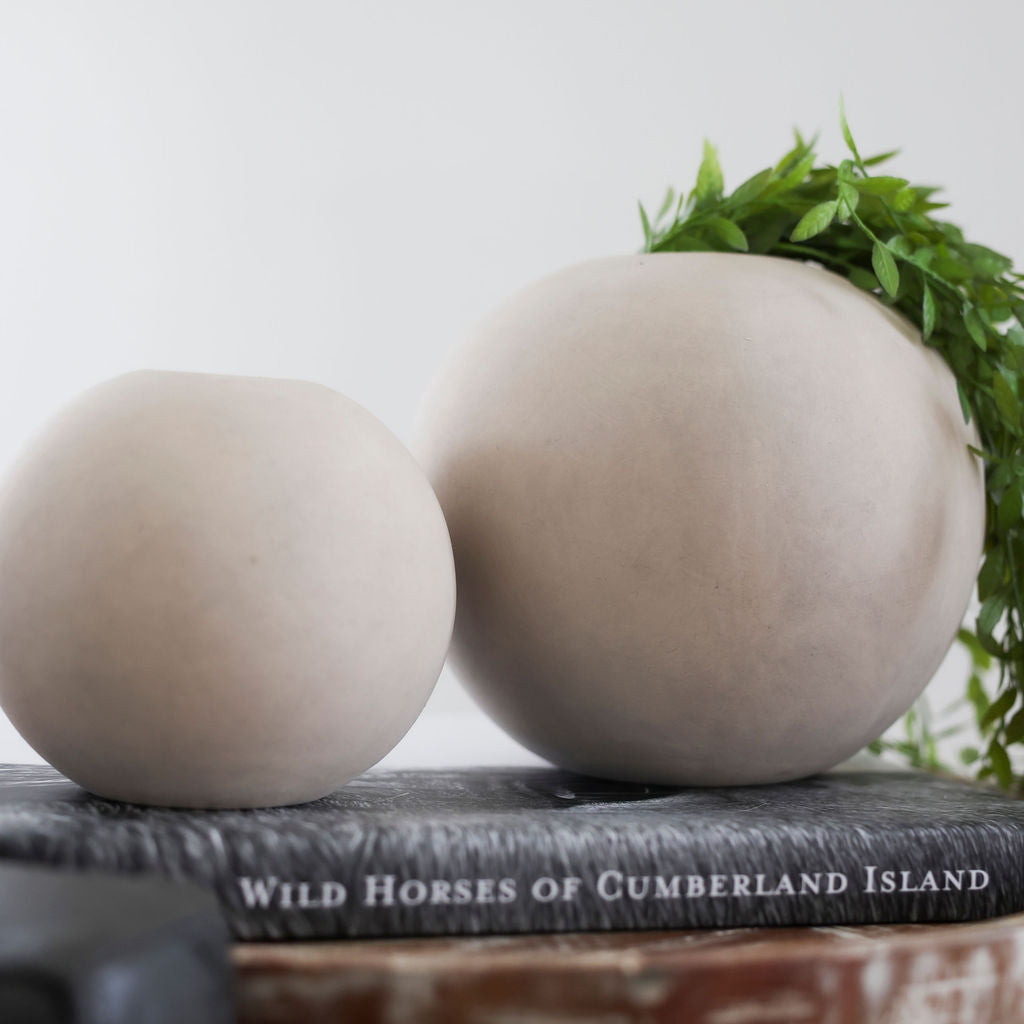 Round Ceramic Vase - 2 Sizes