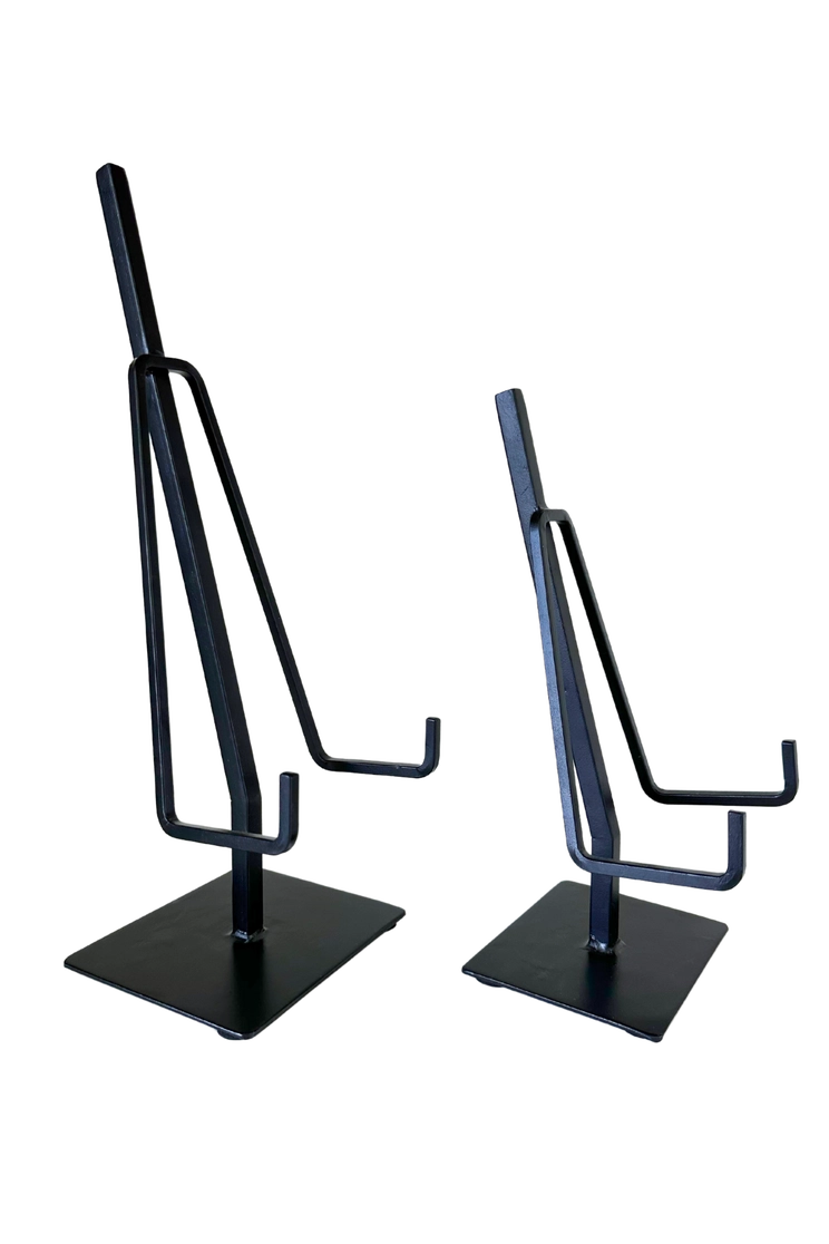 Dual Arm Iron Easel - 2 Sizes