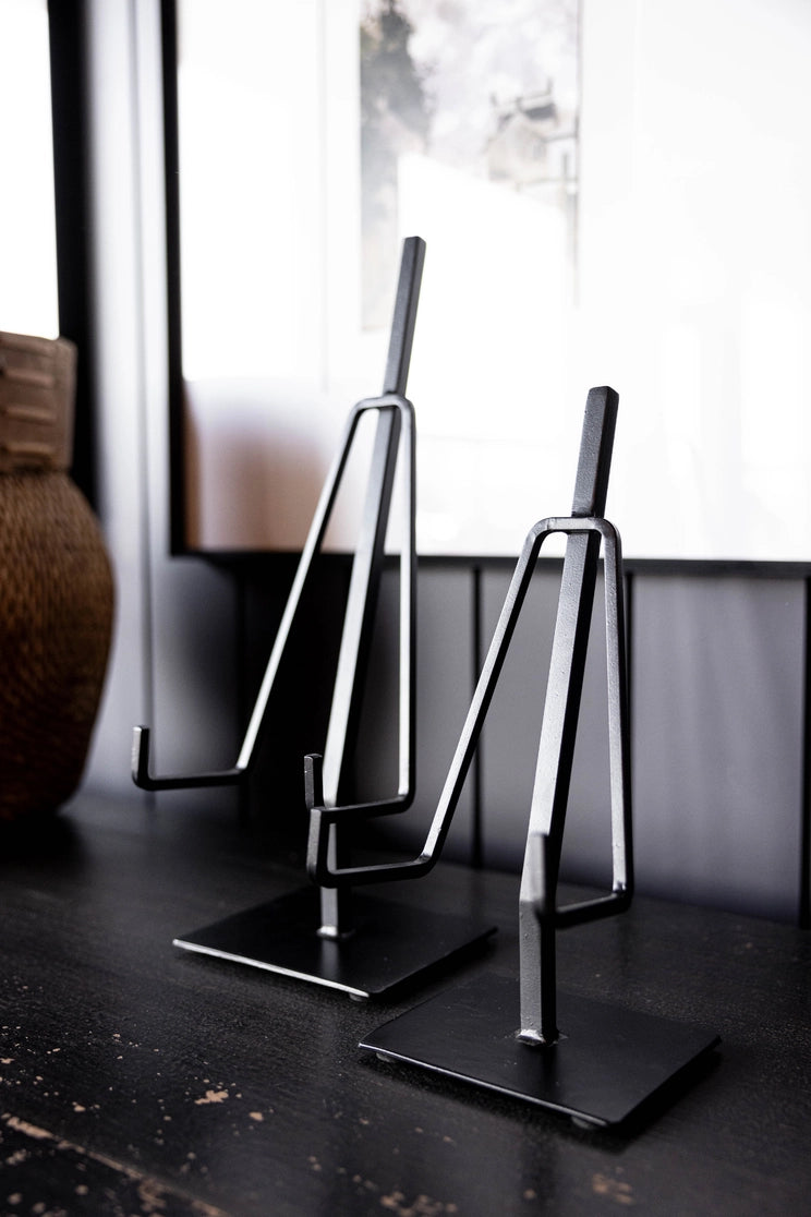 Dual Arm Iron Easel - 2 Sizes