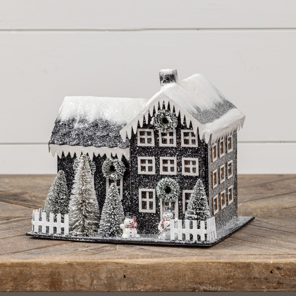 Lighted Holiday Farmhouse
