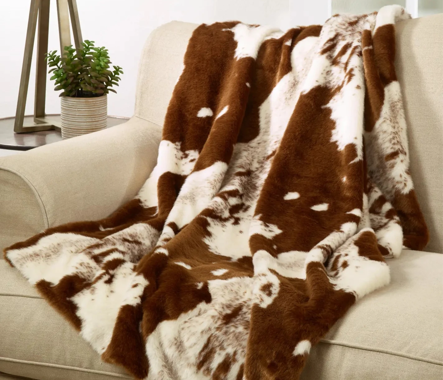 Faux Fur Cow Hide Throw Blanket
