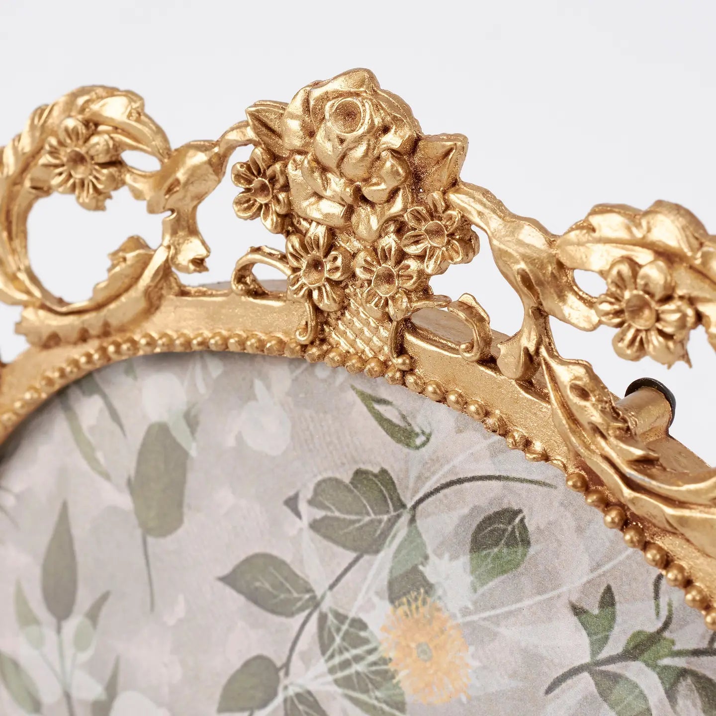 Gold Lace Oval Photo Frame