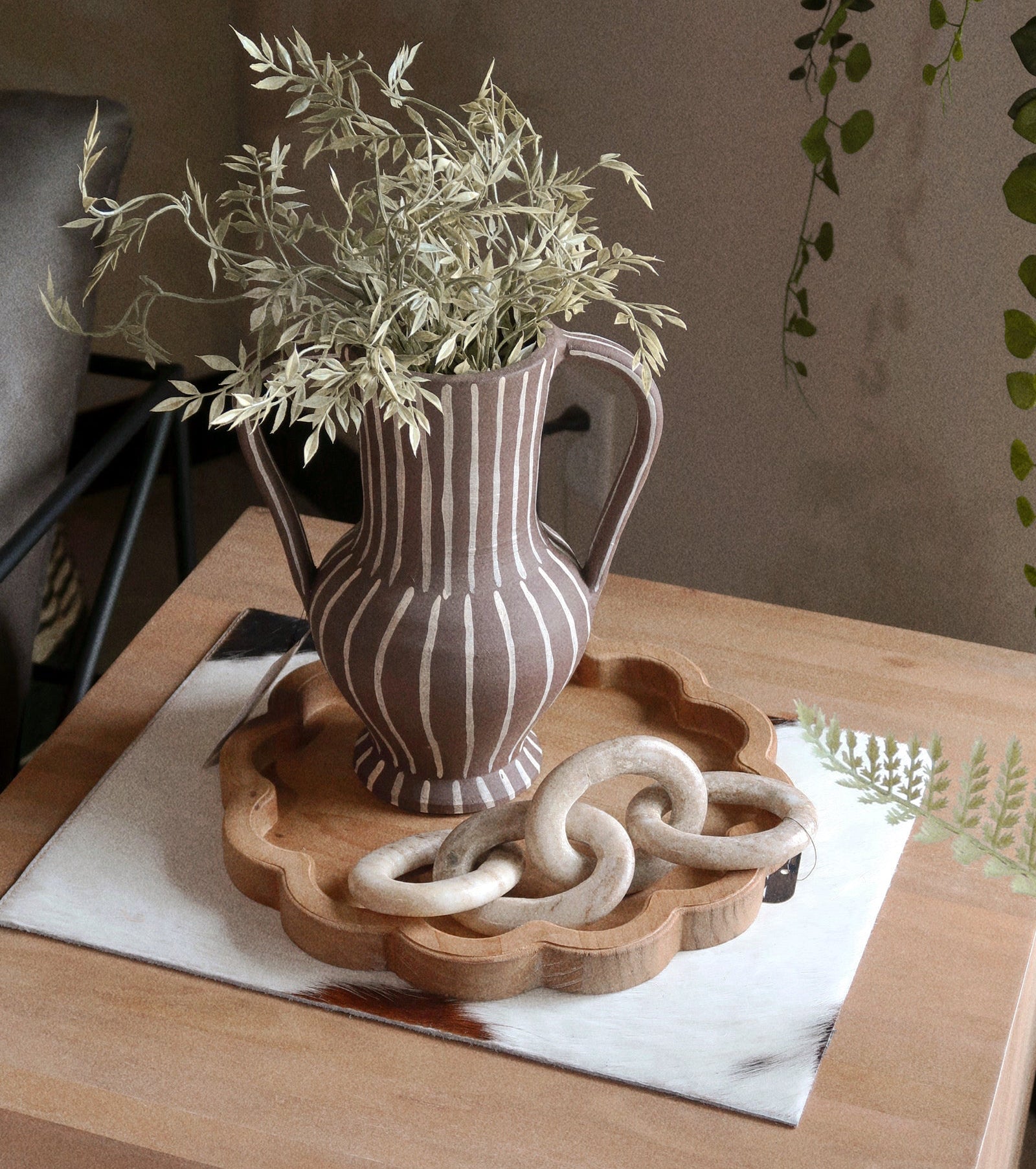 Petal Edged Tray - 2 Sizes