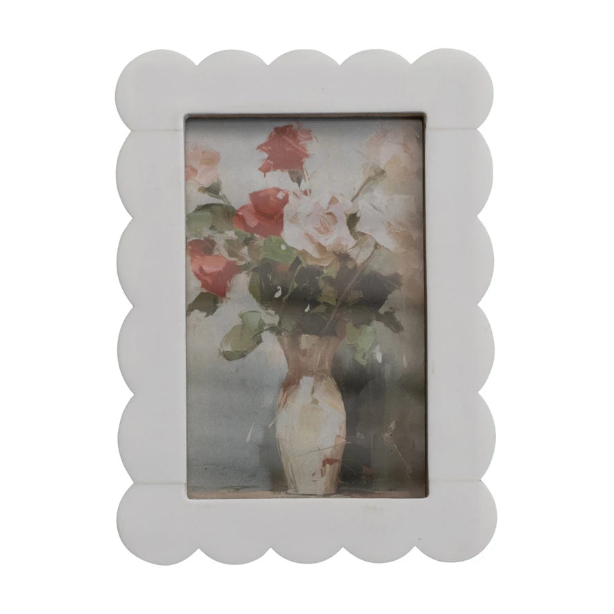White Scalloped Photo Frame